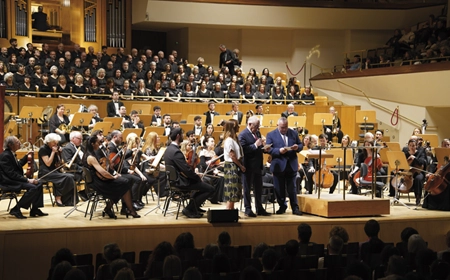La Fundación para la Protección Social de la OMC recauda más de 20 000€ para la investigación contra el cáncer en el concierto benéfico de la Orquesta Médica Ibérica