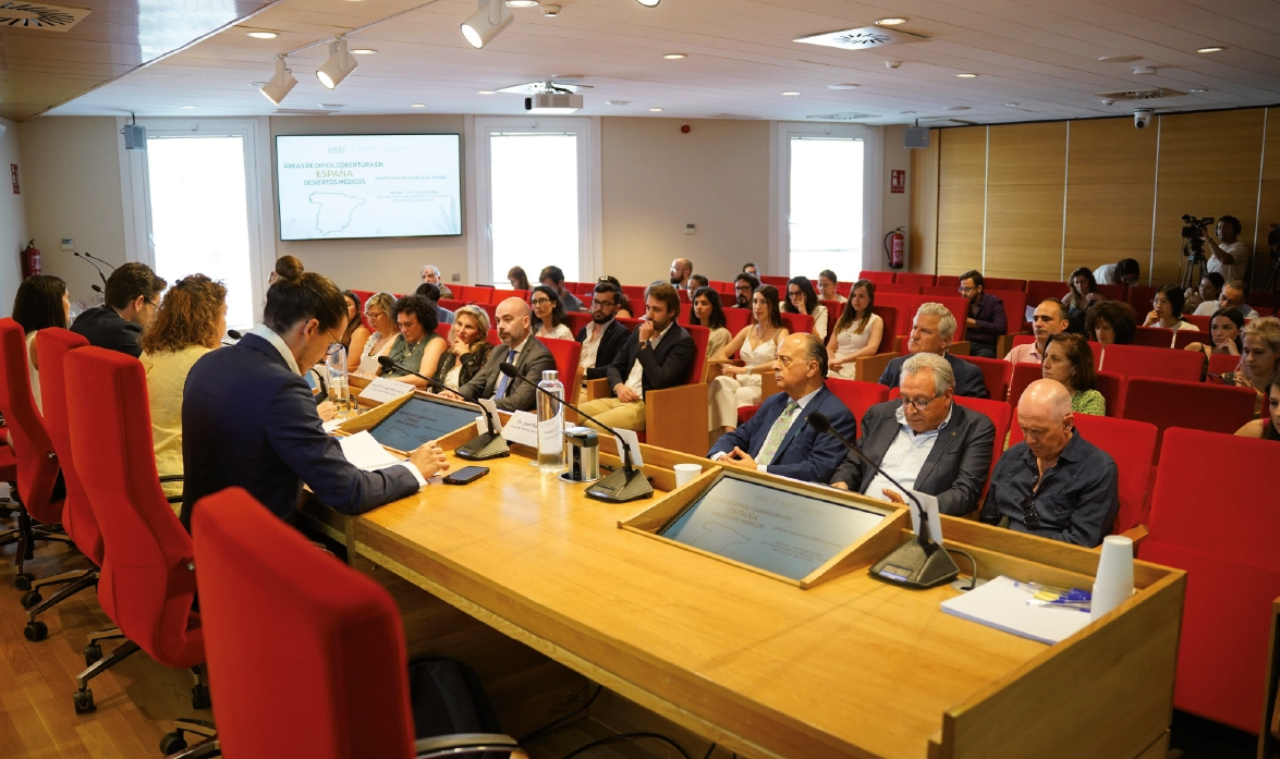 Los médicos jóvenes alertan del impacto de la 
								desertificación médica para la cohesión territorial y acceso a servicios de salud en España