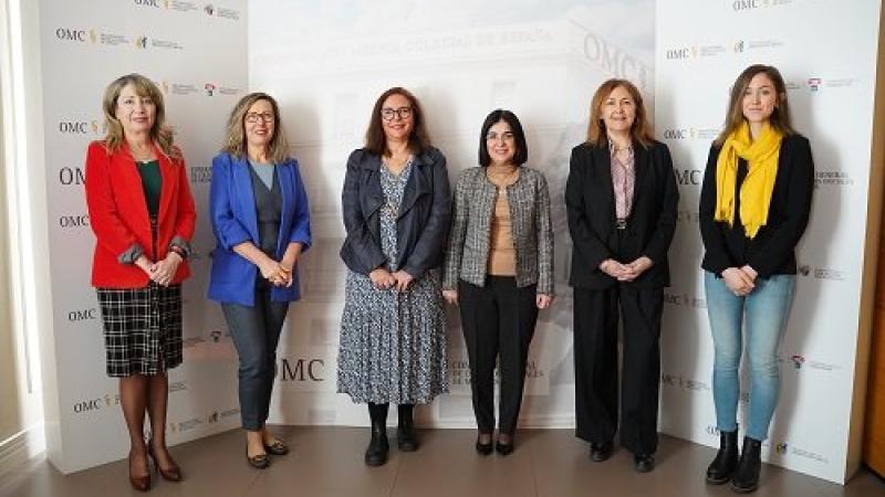 ponentes_y_ministra_mujer_y_medicina
